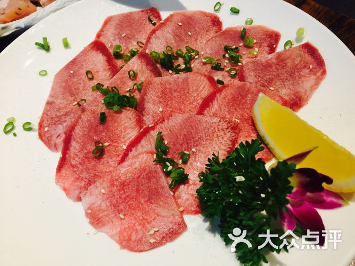 葱香薄切牛舌