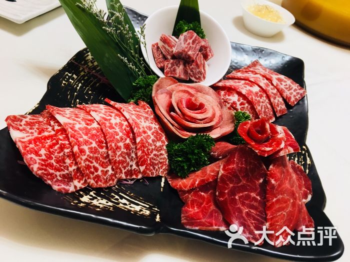 招牌牛肉拼盘