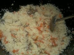 手抓饭-哈利德新疆餐厅