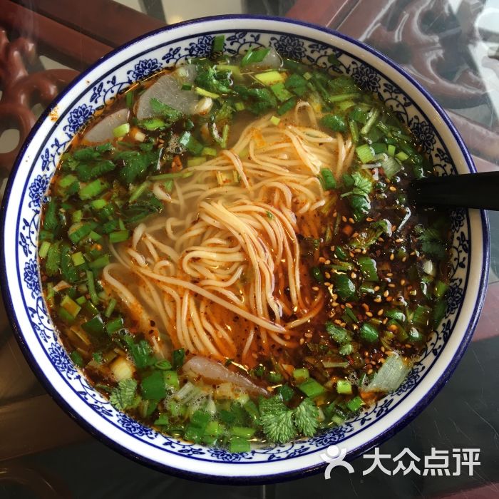 中国兰州传统牛肉拉面图片 - 第1张