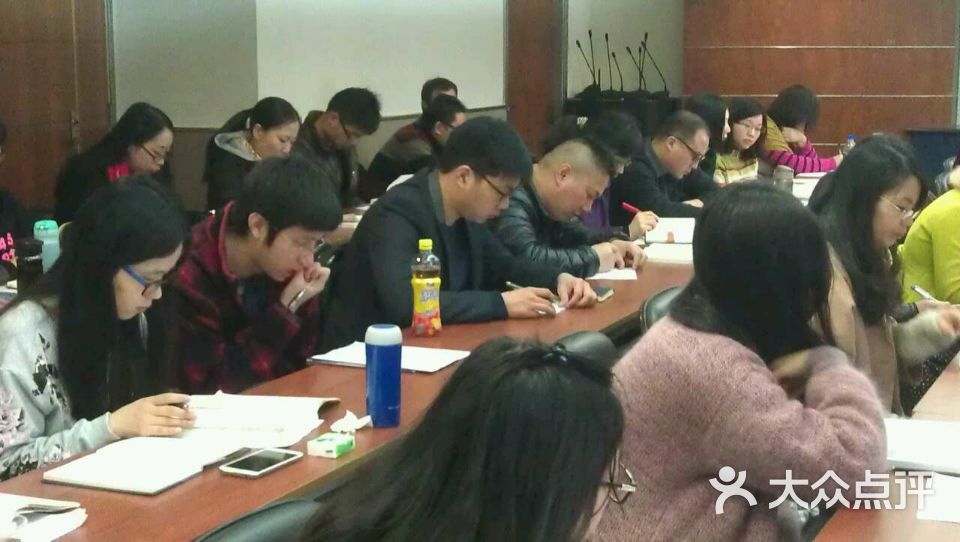 2019上海经济师培训_上海高级经济师培训网络课程 高级经济师培训培训课程(2)