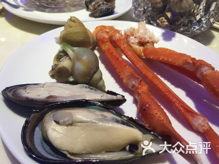 解放碑跨年_解放碑好又来酸辣粉_解放碑海鲜自助餐