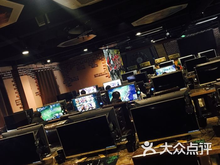 灰渡电竞网咖-大厅图片-无锡休闲娱乐-大众点评网