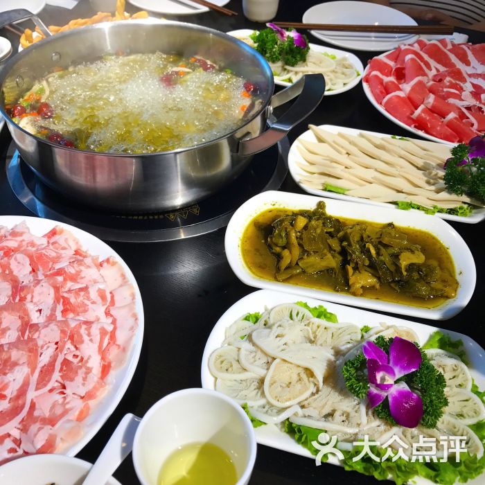 酸辣谷·古法秘制酸菜清真火锅的点评