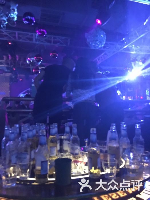 夜色酒吧(犀浦店)的点评