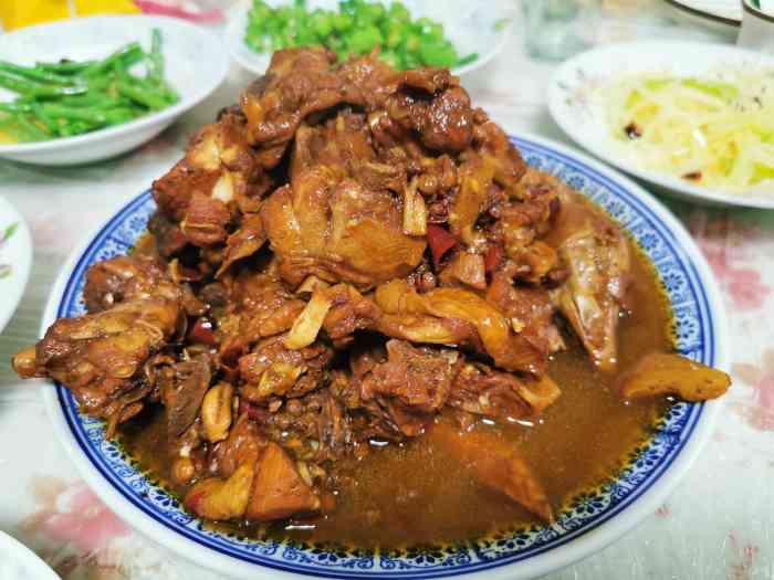 余巧花农家乐"老板真的真的非常的热情,饭菜味道不错,尤.