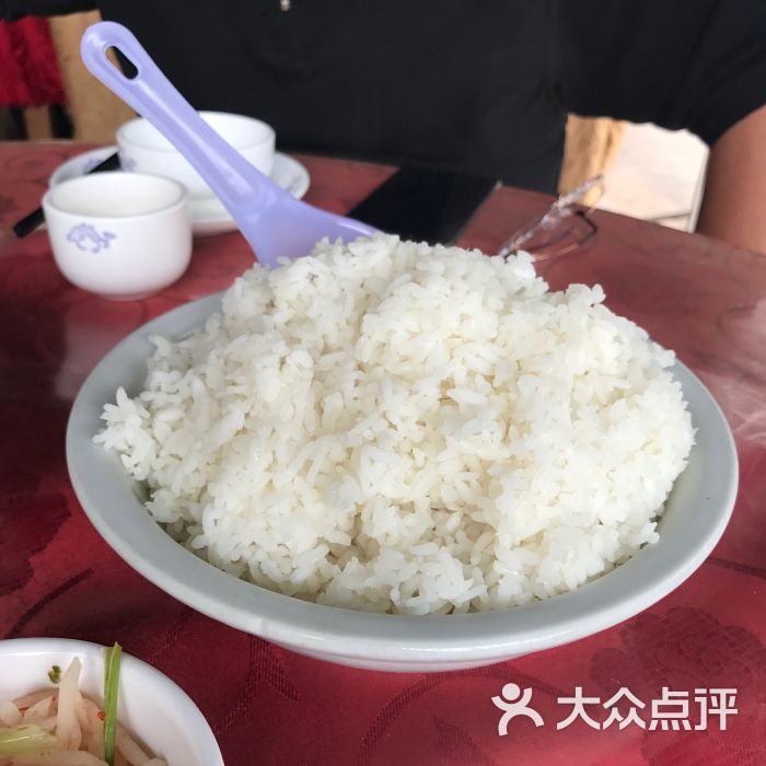 米饭一大碗