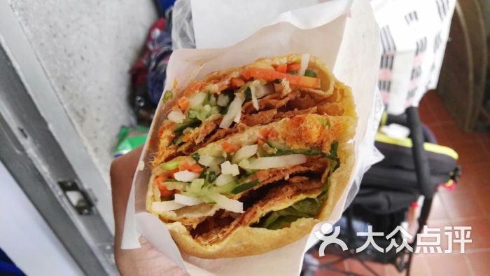 正哥杂粮煎饼肉松煎饼果子图片 第2张