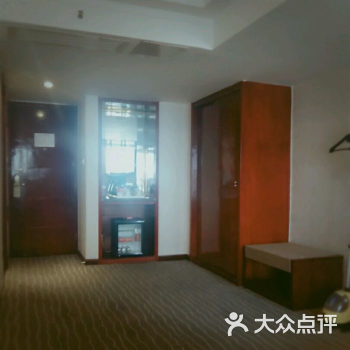 阳阳国际酒店房间内部图片 第2张