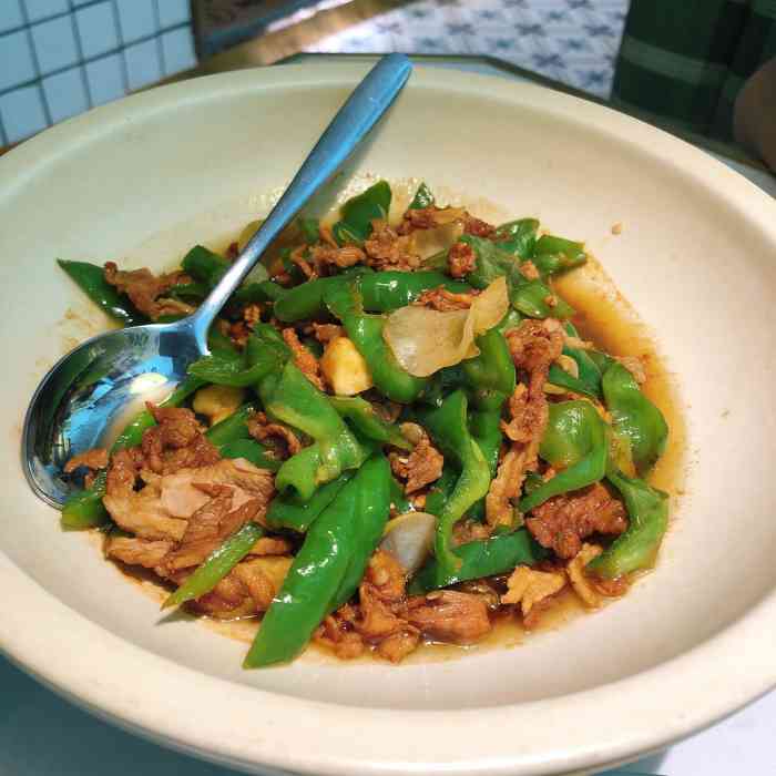 以饭湘许(东汇城店"今天过来东汇城逛街,看到这家餐厅进去吃饭.