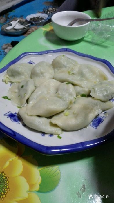 榆黄蘑韭菜鸡蛋馅饺子