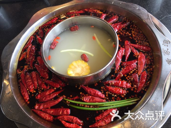 董家湾重庆老火锅(白堤路店)董家湾鸳鸯锅底图片 - 第1447张