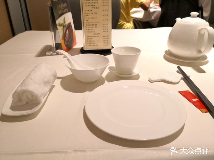 餐具摆设