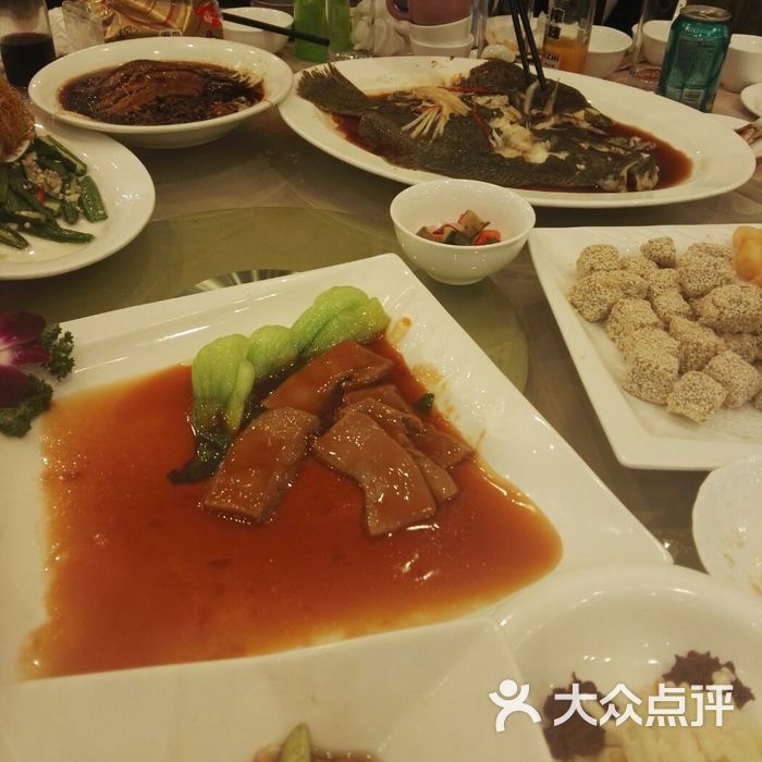 鹏天阁酒楼