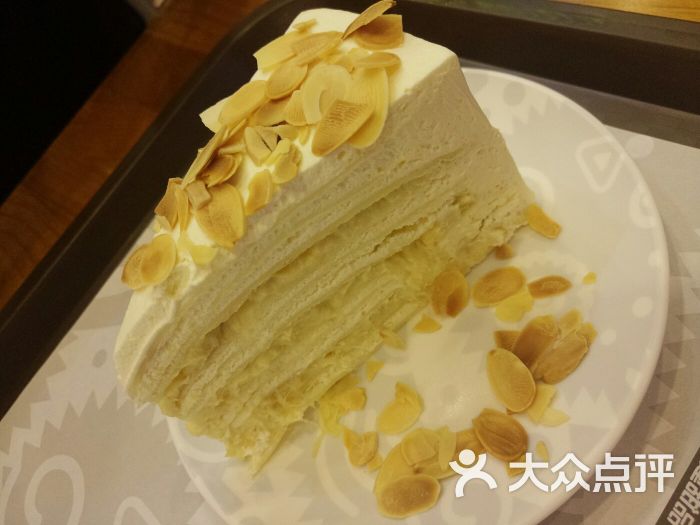 猫山王榴莲甜品musangking(m 购物中心店)榴莲千层图片 - 第1张