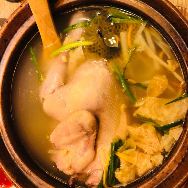 刀小蛮半只鸡过桥米线(盈科中心店)