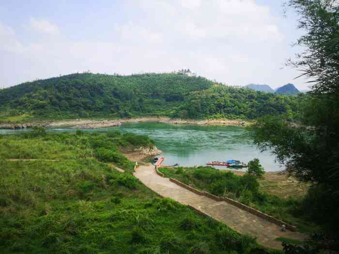 来宾时光岛国际旅游度假区-"就是个垃圾,岛上没有什么