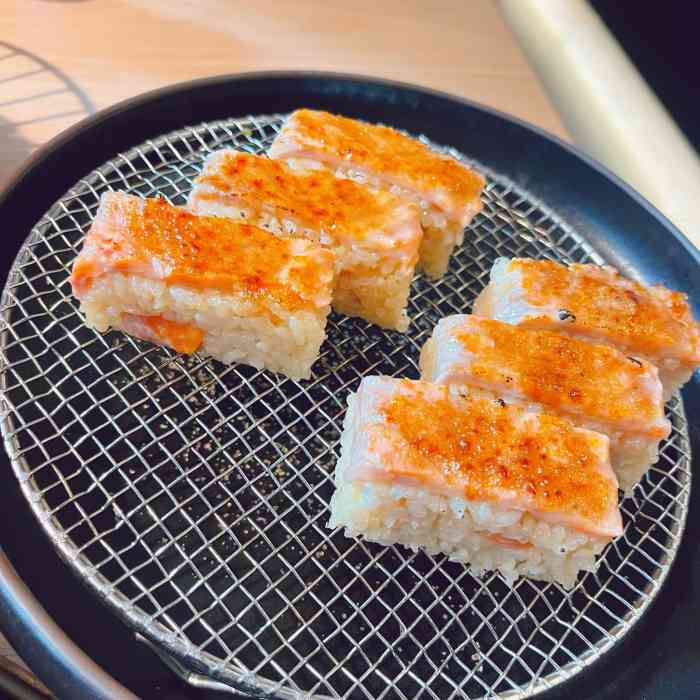 aburi火炙寿司(柏威年店"想吃寿司97很久啦 下班和朋友约在了这里