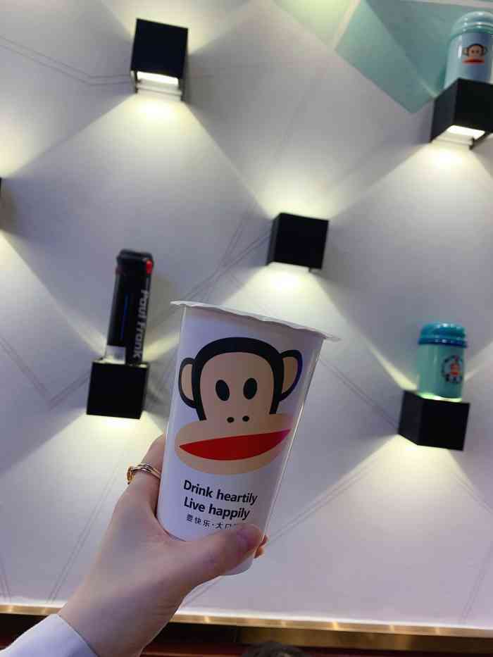 paul frank tea 大嘴猴奶茶(西单华威店)-"[环境]华威的一层,店里好多