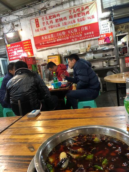 老院子肥肠鸡(小苑路店)-"就在观音桥背后的老房子里头,也不难找.环.