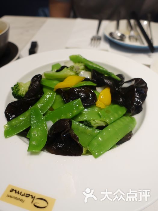 港丽餐厅(欧美汇购物中心店)橄榄油炒田园时蔬图片 第1张