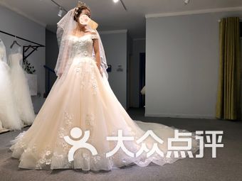 婚纱礼服学校_婚纱礼服