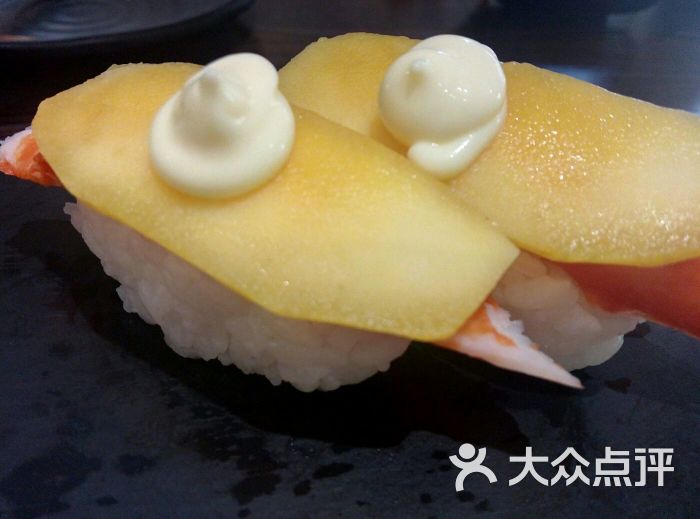 芒果蟹柳寿司