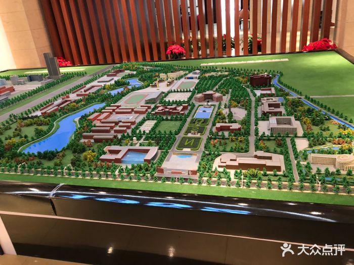 内蒙古师范大学(盛乐校区)图片 第3张