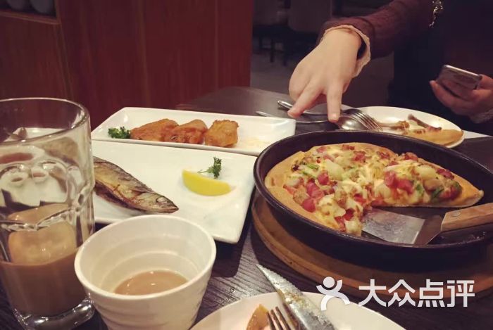 和奇胜披萨牛排(集士港店)的点评
