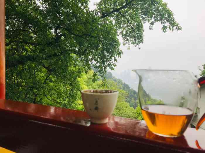 周末,和朋友在涂山寺喝茶