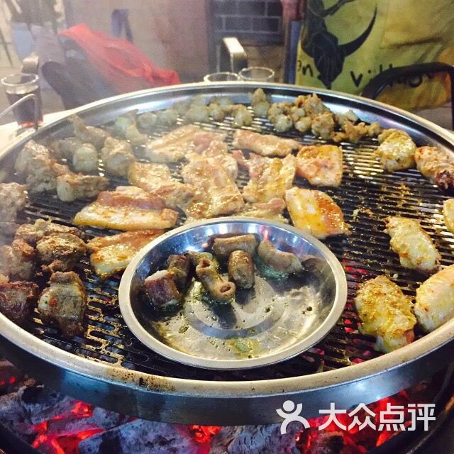 原始部落西昌正宗火盆烧烤(恩施总店)图片 - 第2张