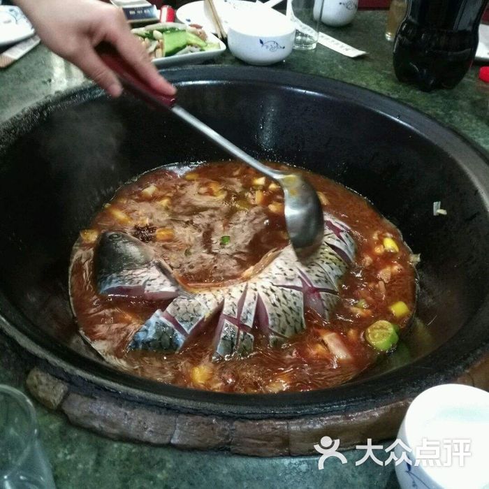 东北柴火炖铁锅炖鱼图片-北京东北菜-大众点评网