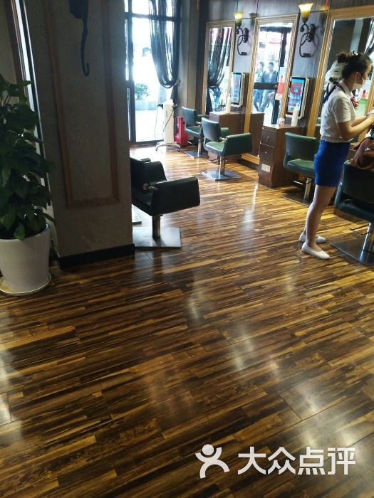 爱雅美容美发(罗秀路店)-图片-上海丽人-大众点评网