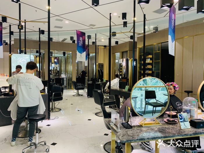 hair corner 美发沙龙(世茂铂晶宫店)图片