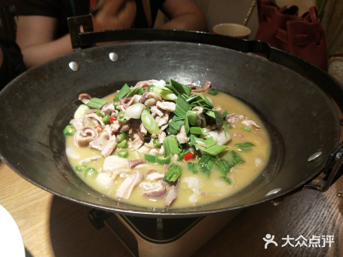 爱饭万和城购物中心店吊锅三合猪肚图片