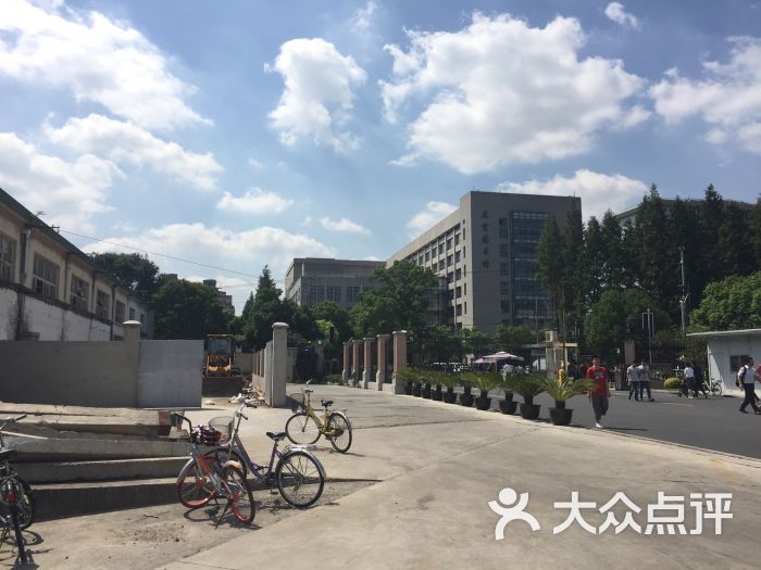 上海财经大学(国定路校区)图片 第7张