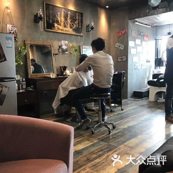 garden dreams梦想花园私人订制美发工作室(托乐嘉店)图片 - 第2张