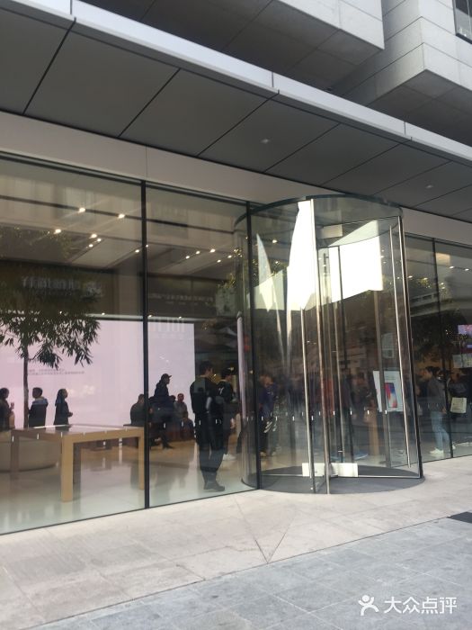 applestore苹果零售店(恒隆广场店)门面图片