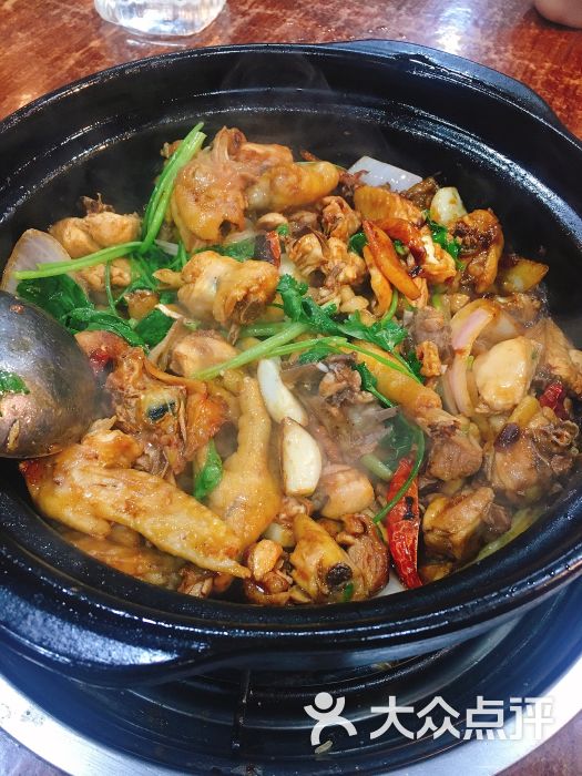 奇味鸡煲