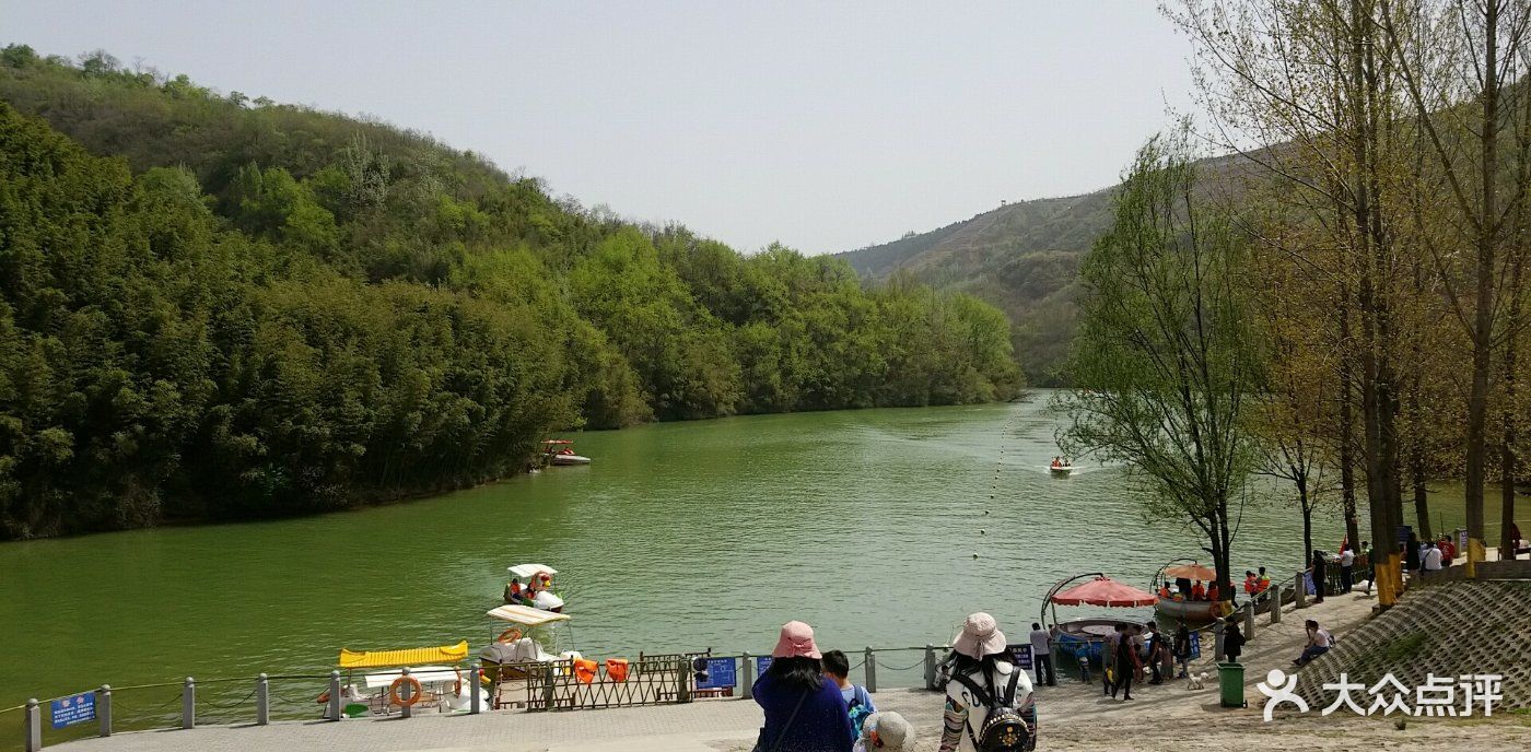 西安鲸鱼沟竹海风景区