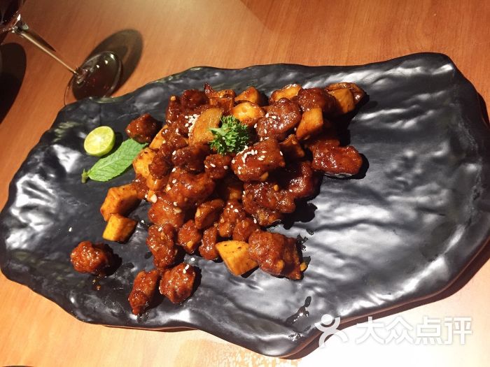 黑椒酱爆牛肉粒