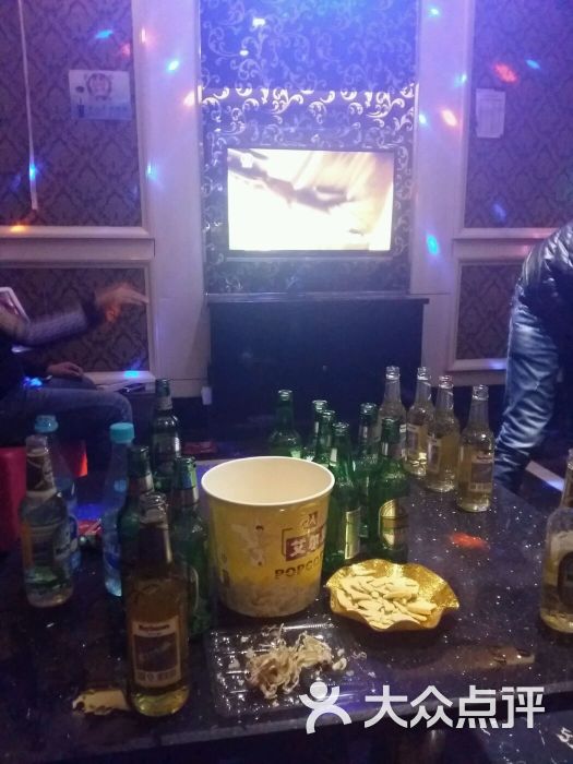 英皇量贩ktv的点评