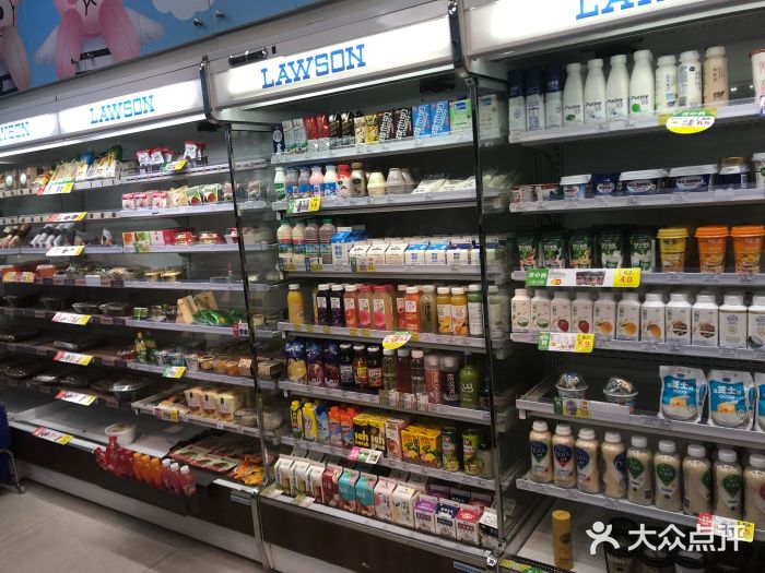 lawson罗森便利店图片