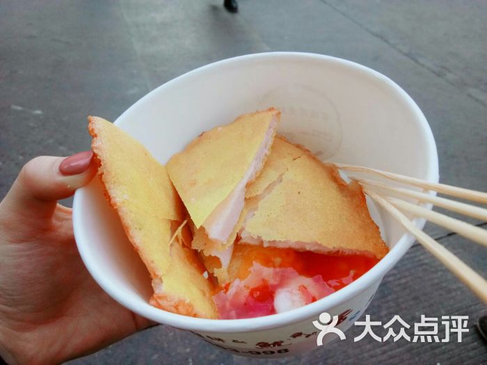 宫廷月亮虾饼:本来准备过来中山路步行街吃海