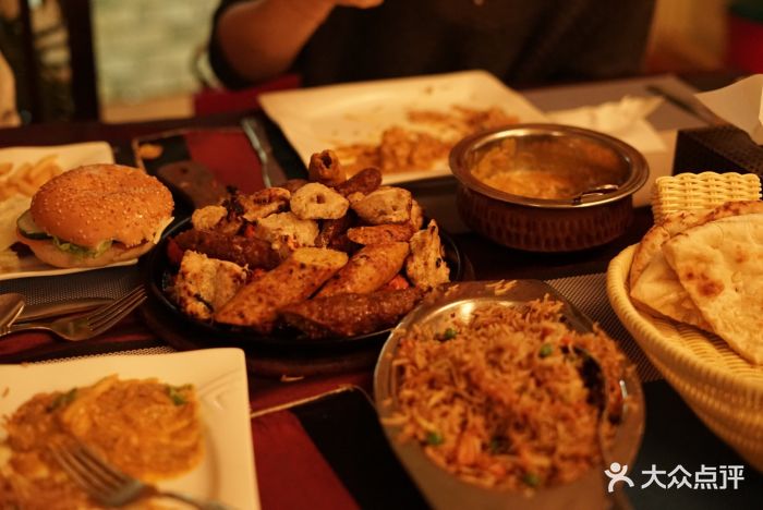 巴基斯坦餐馆-牛肉汉堡图片-马尔代夫美食-大众点评网