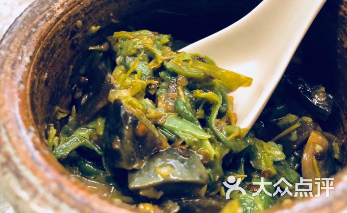 雁舍 湘食·茶点(三里屯店)擂辣椒皮蛋图片 第12张