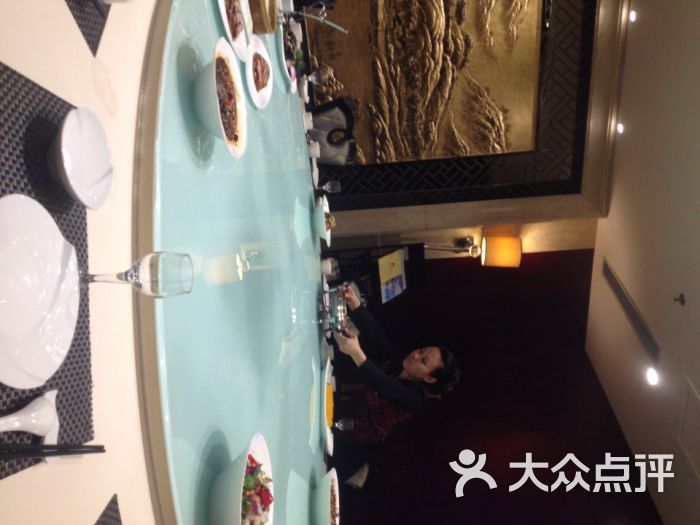 忠义印象大酒店