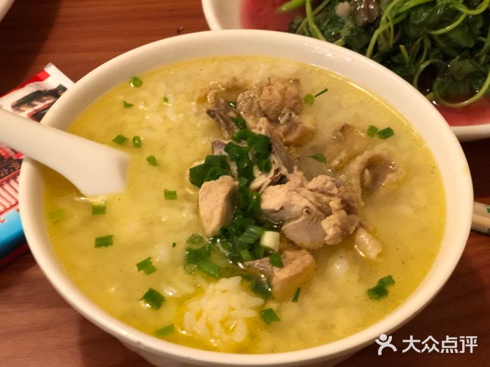 蔡记炖鸡饭炖鸡饭图片