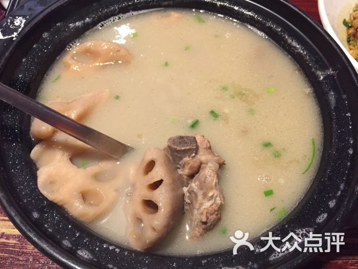 莲藕排骨汤
