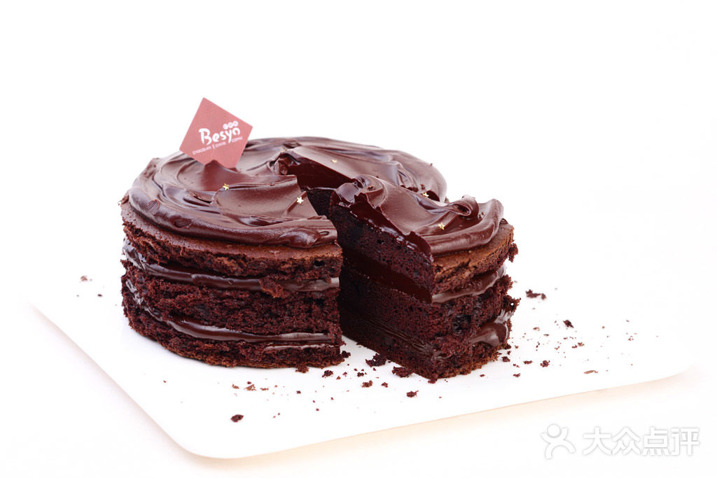 黑巧克力夹心蛋糕
